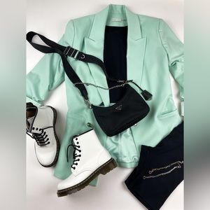 Alice + Olivia Denny Oversized Blazer - Large